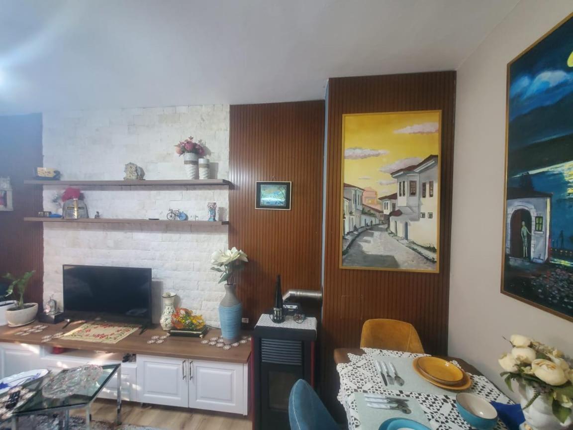 Apartamenti8 Korca 外观 照片